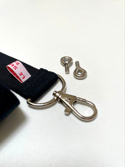 Sangle élastique avec boucles de fixation et mousqueton